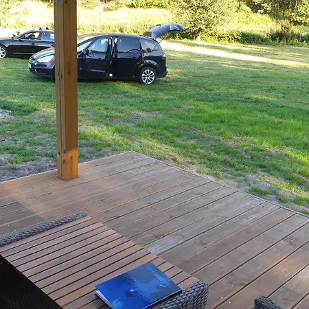 Zacisze Nad Zatoka Przy Jeziorze Komorze
